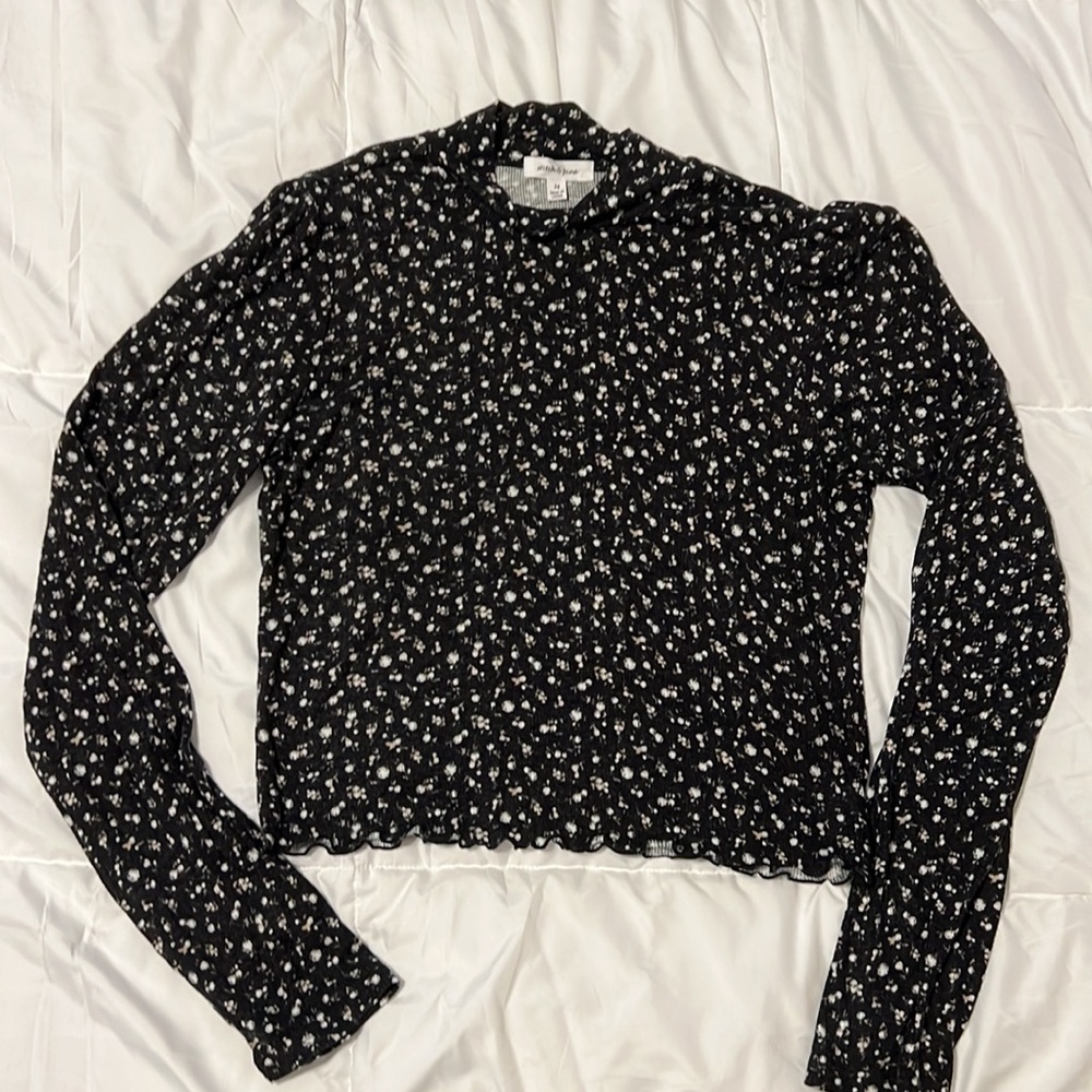 High neck long sleeve shirt
